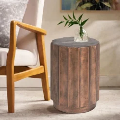 LuxenHome Outdoor Side Table,18" Weathered Copper Brown Cement Round Patio End Table,Accent Table For Outdoor And Indoor -VIDAXL Sale Store GUEST c6978846 a69e 4da9 a747 1c6d98d1c08f